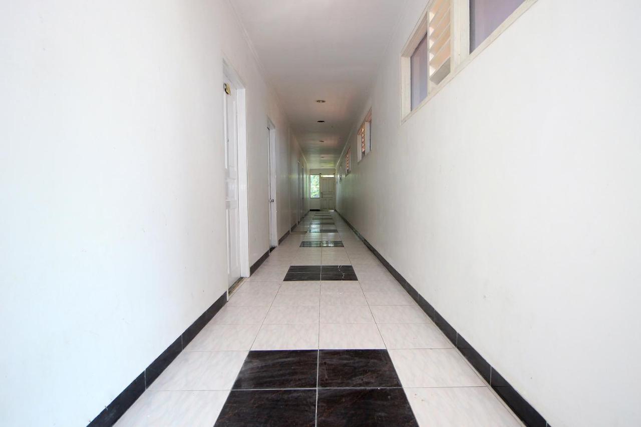 Oyo 2360 Hotel Rio Bengkulu Exterior photo