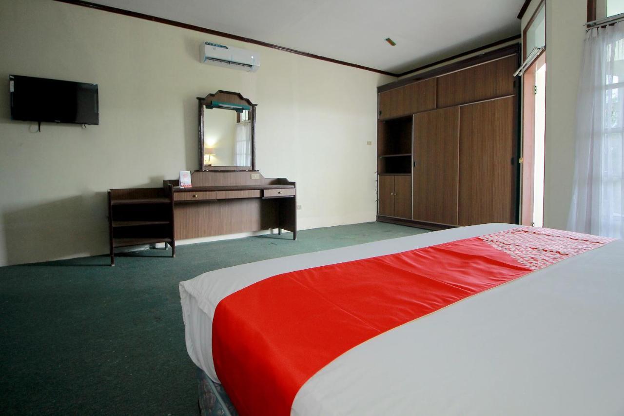 Oyo 2360 Hotel Rio Bengkulu Exterior photo